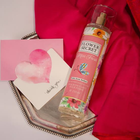 ee123 FLOWER SECRET MISS FRESH 250ML – Image 1